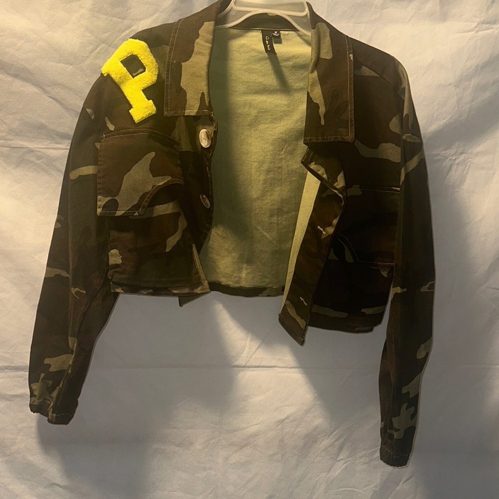 Camouflage Cropped Jacket